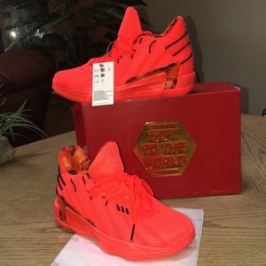 [FX7439] Mens Adidas Dame 7 GCA